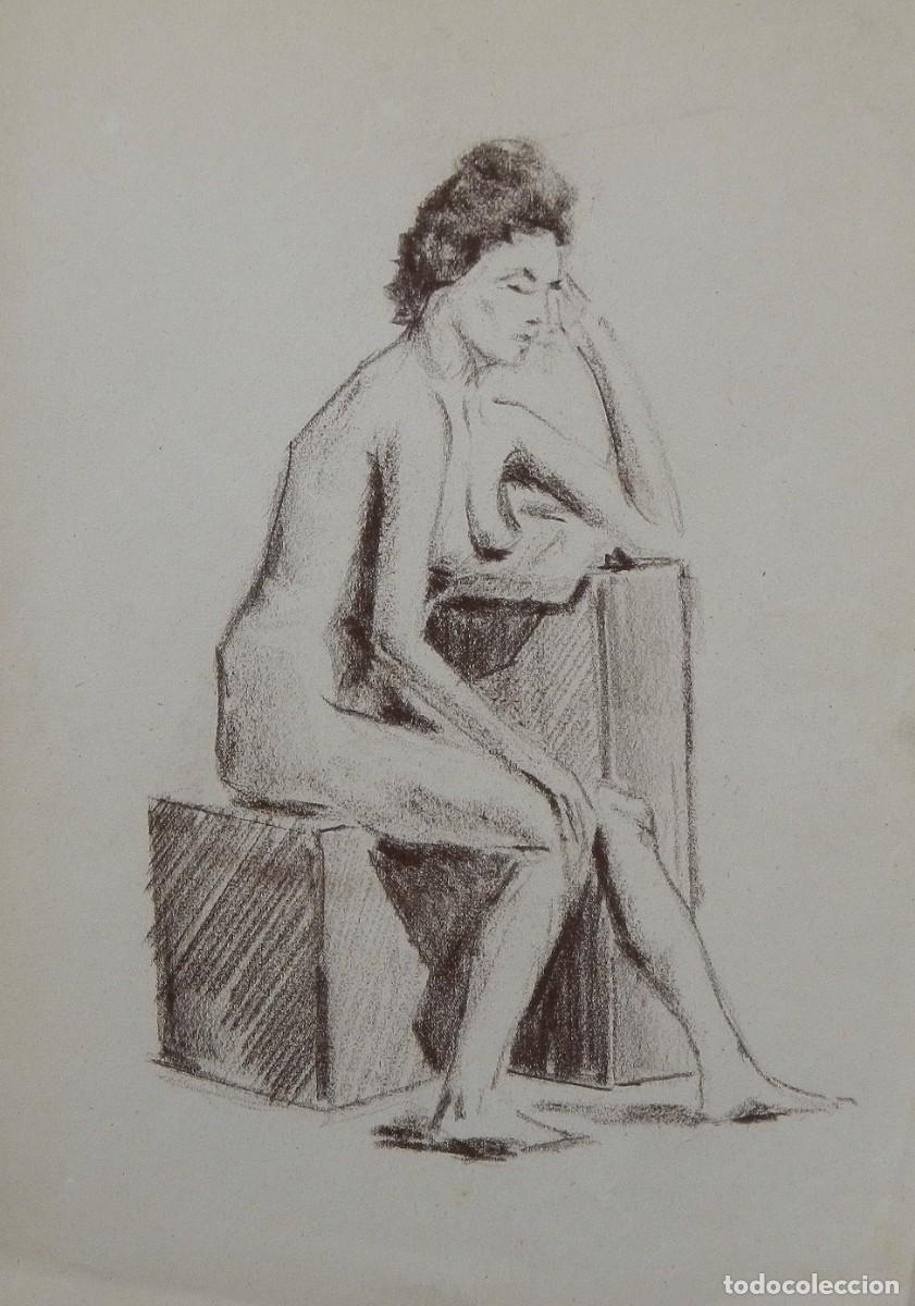 Arte: Manuel Vicente Mora. Carboncillo sobre papel. &rdquo;Desnudo femenino&rdquo;. Sin firmar. 40x28 cm.