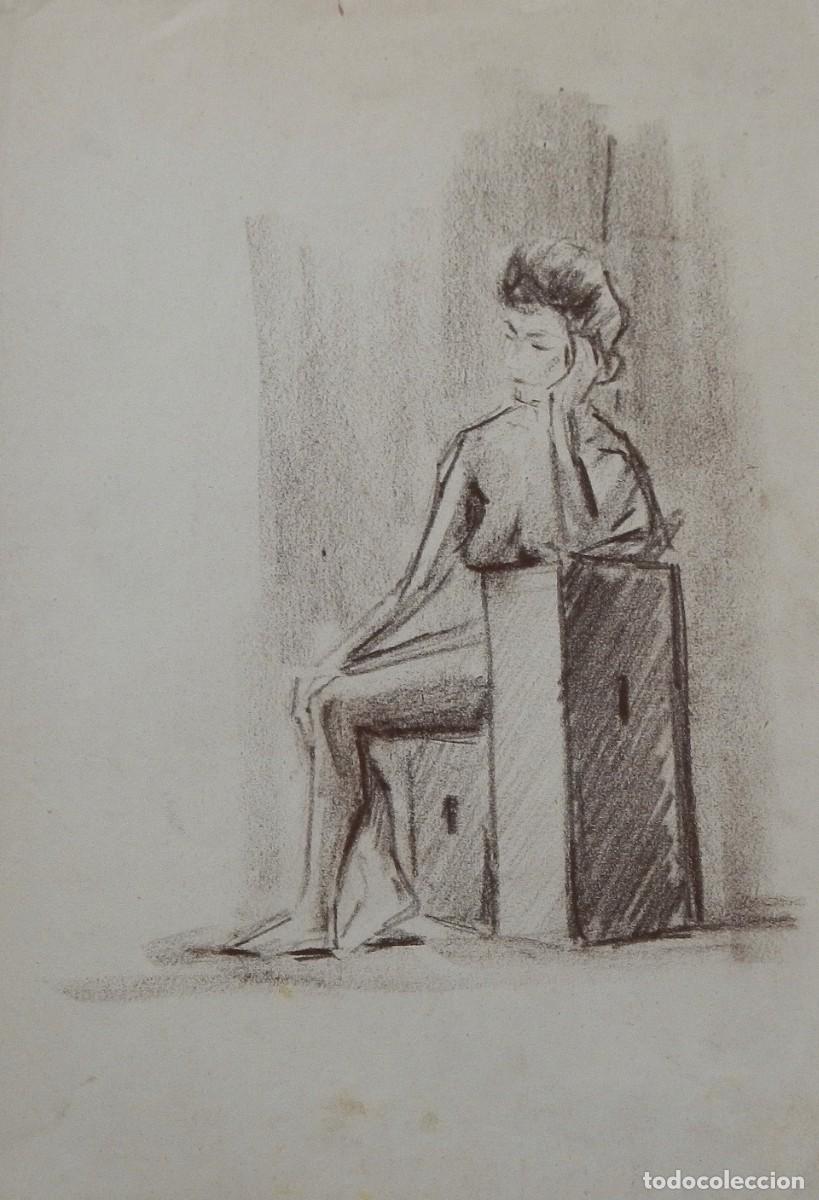 Arte: Manuel Vicente Mora. Carboncillo sobre papel. &rdquo;Desnudo femenino&rdquo;. Sin firmar. 40x28 cm.