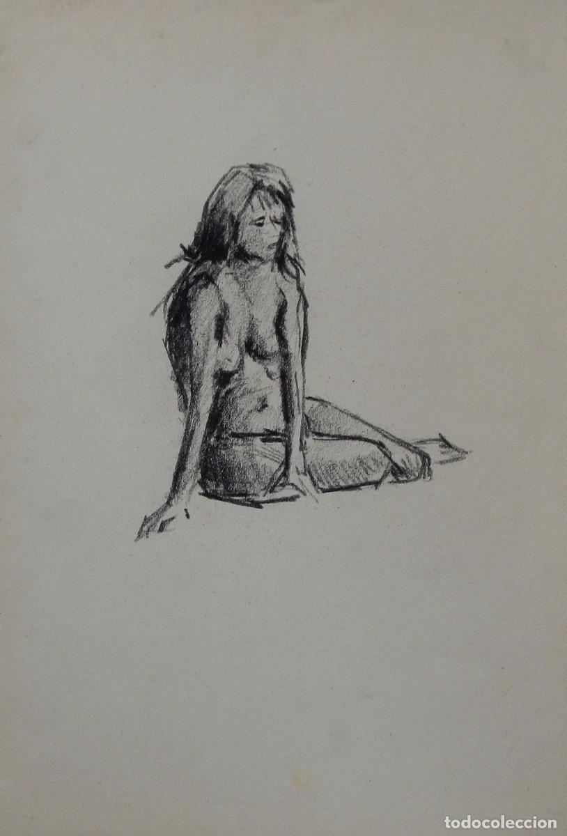 Arte: Manuel Vicente Mora. Carboncillo sobre papel. &rdquo;Desnudo femenino&rdquo;. Sin firmar. 40x28 cm.