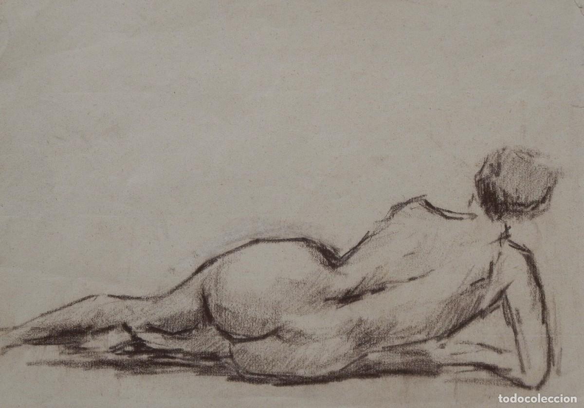 Arte: Manuel Vicente Mora. Carboncillo sobre papel. &rdquo;Desnudo femenino&rdquo;. Sin firmar. 20x27 cm.