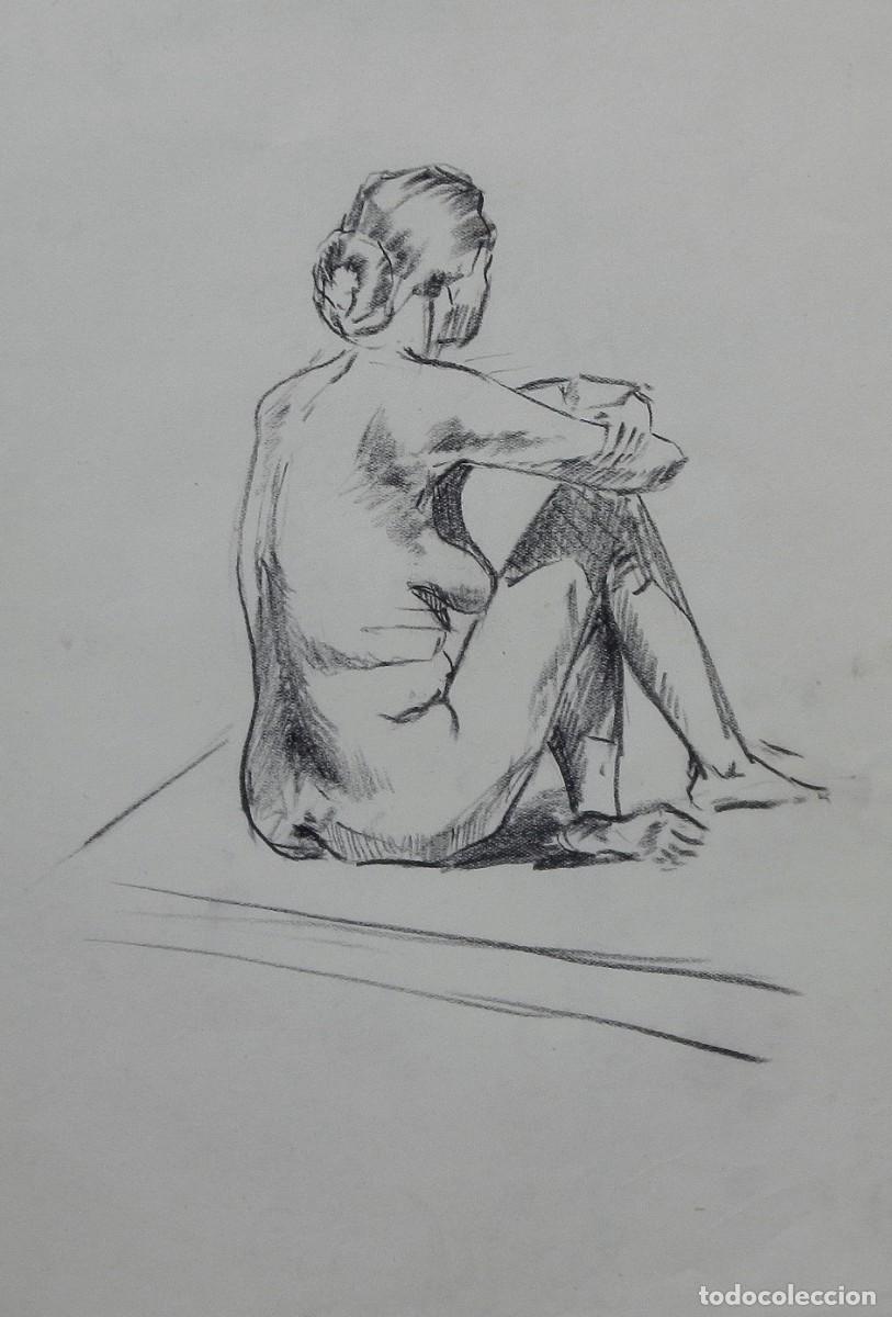 Arte: Manuel Vicente Mora. Carboncillo sobre papel. &rdquo;Desnudo femenino&rdquo;. Sin firmar. 31x22 cm.