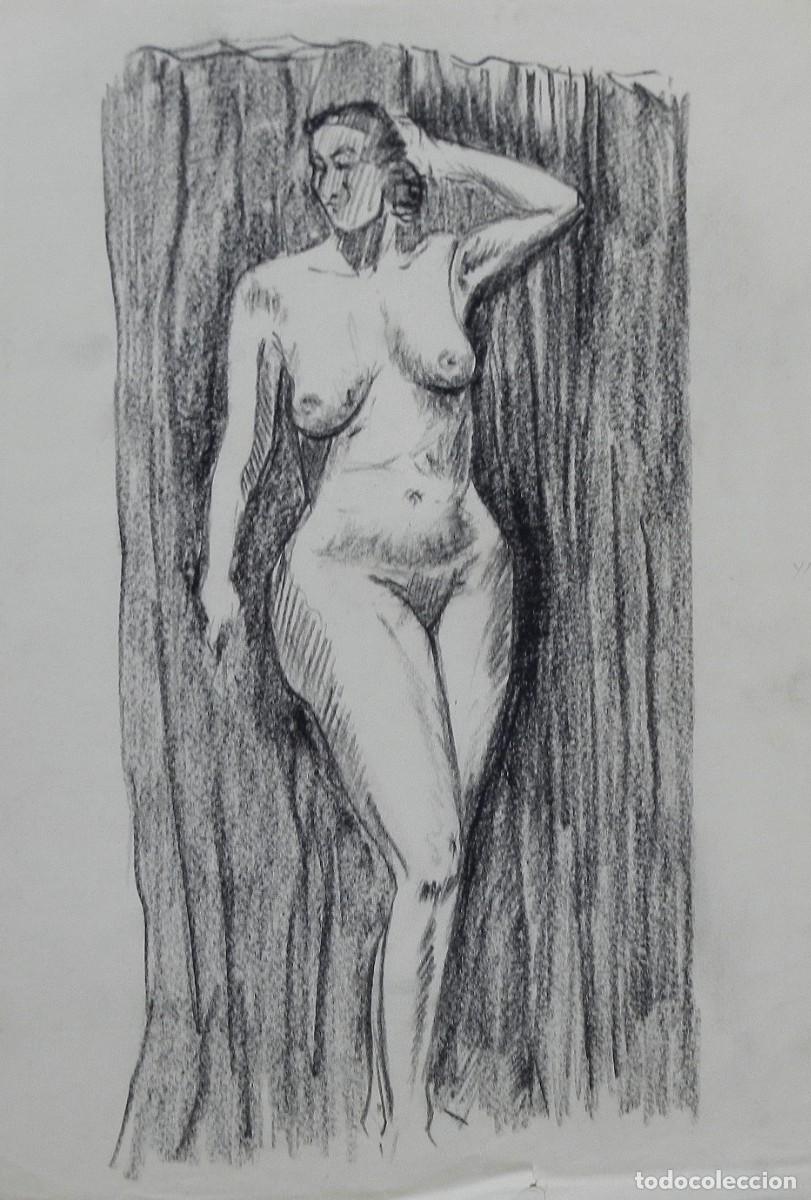 Arte: Manuel Vicente Mora. Carboncillo sobre papel. &rdquo;Desnudo femenino&rdquo;. Sin firmar. 31x22 cm.
