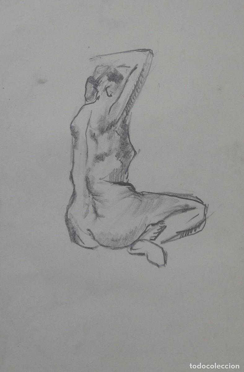 Arte: Manuel Vicente Mora. Carboncillo sobre papel. &rdquo;Desnudo femenino&rdquo;. Sin firmar. 31x22 cm.