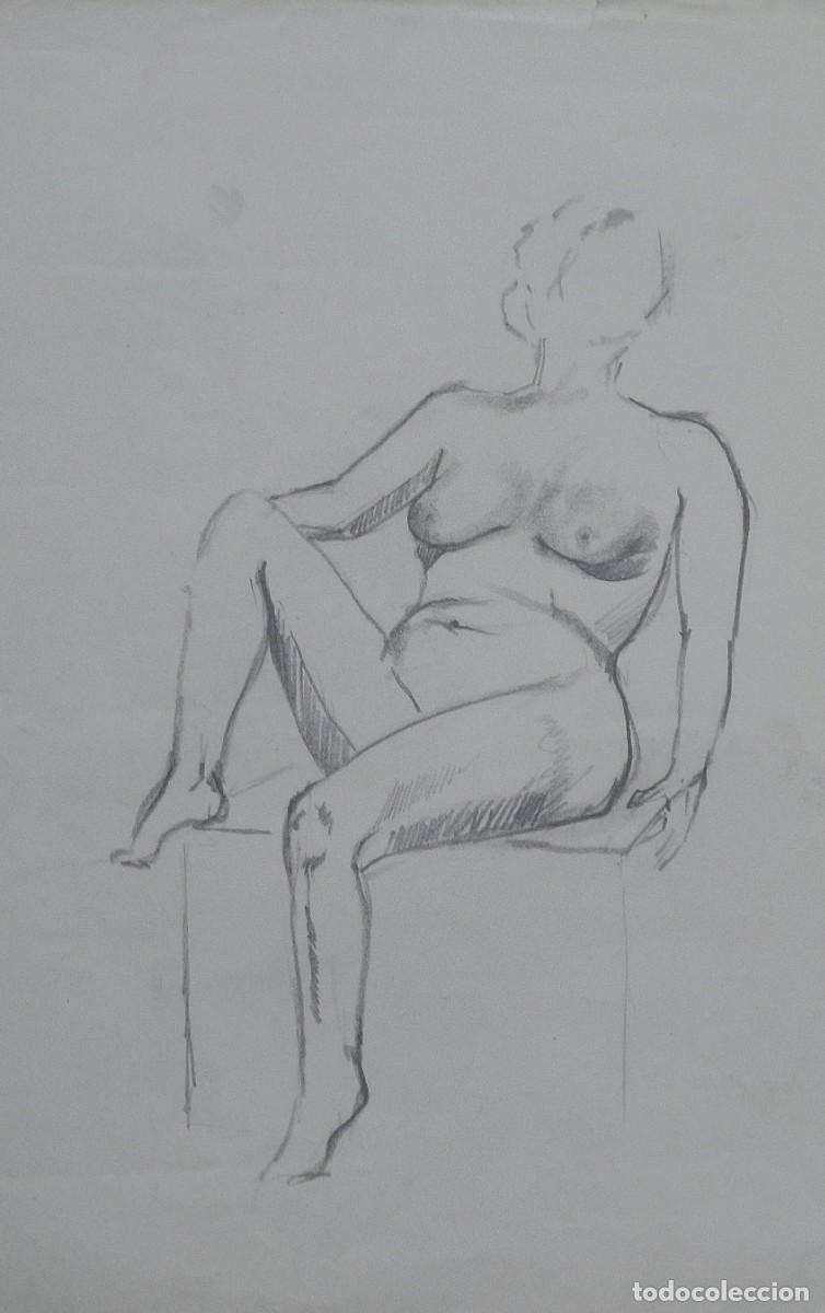 Arte: Manuel Vicente Mora. Carboncillo sobre papel. &rdquo;Desnudo femenino&rdquo;. Sin firmar. 31x22 cm.