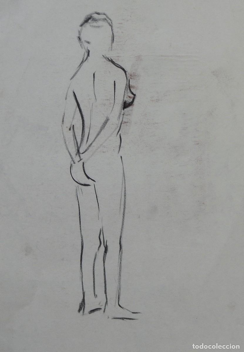 Arte: Manuel Vicente Mora. Carboncillo sobre papel. &rdquo;Desnudo femenino&rdquo;. Sin firmar. 31x22 cm.