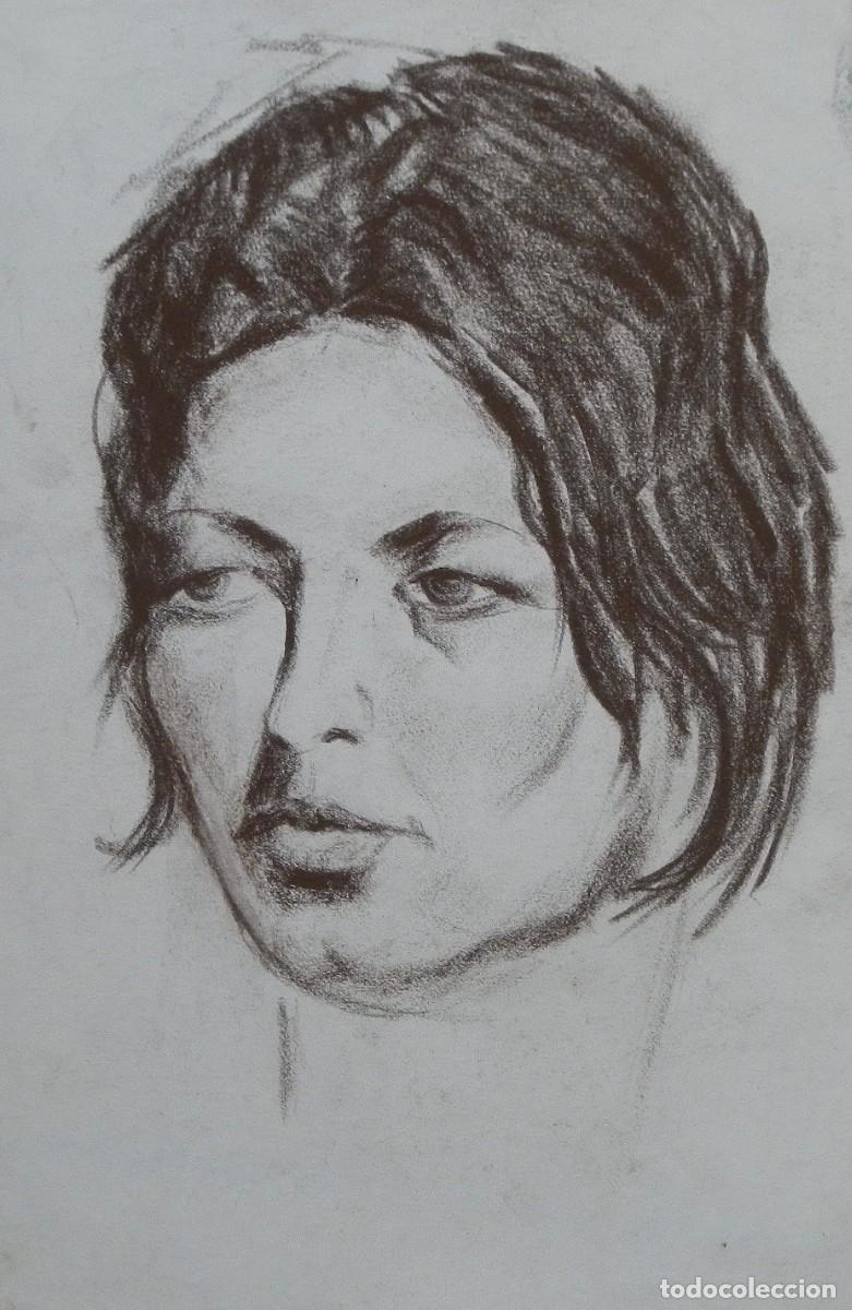 Arte: Manuel Vicente Mora. Carboncillo sobre papel. &rdquo;Retrato femenino&rdquo;. Sin firmar. 31x22 cm.