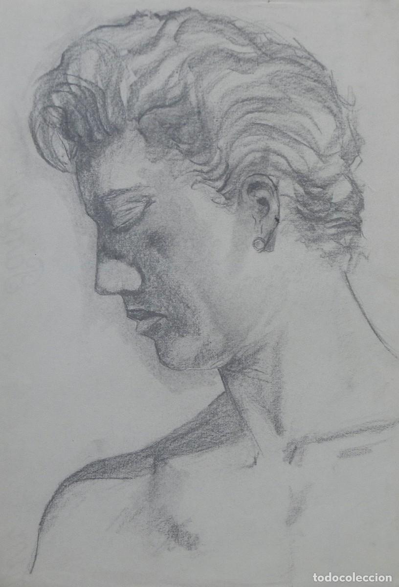 Arte: Manuel Vicente Mora. Carboncillo sobre papel. &rdquo;Retrato femenino&rdquo;. Sin firmar. 31x22 cm.