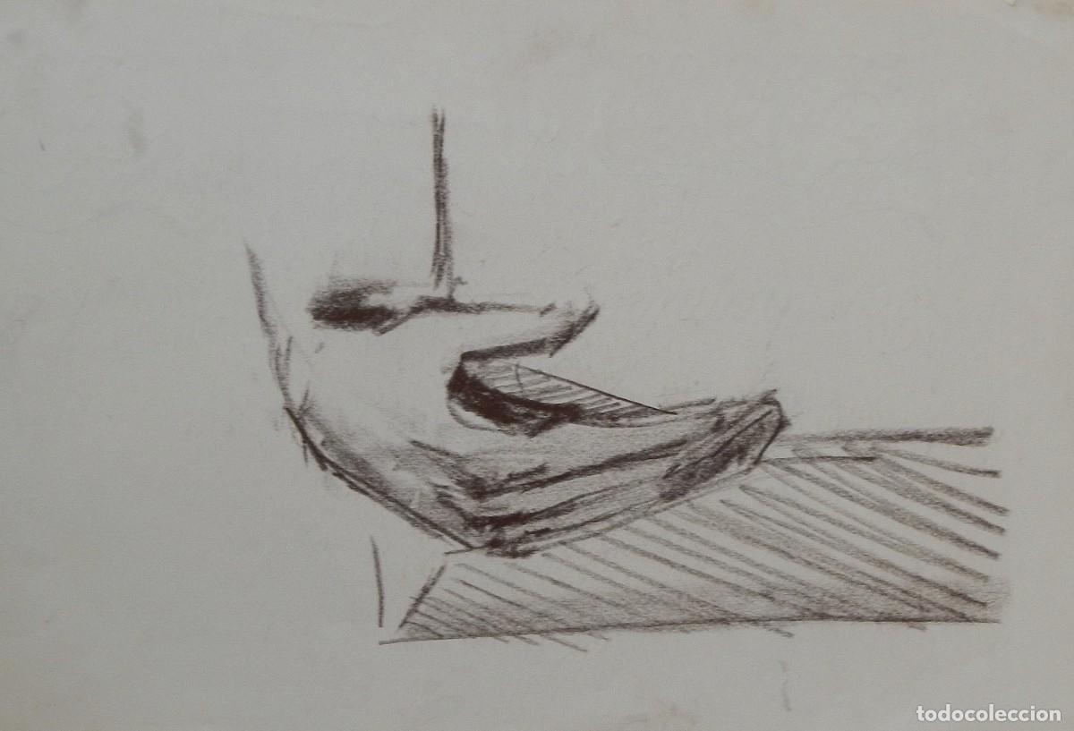 Arte: Manuel Vicente Mora. Carboncillo sobre papel. &rdquo;Una mano&rdquo;. Firmado a mano. 31x22 cm.