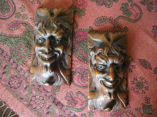 Kunst: PAREJA DE MASCARONES DEMONIACOS