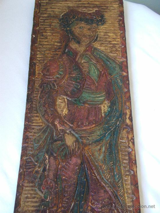 Kunst: TABLA DE TORERO GOYESCO TALLADO EN MADERA Y ESTUCO