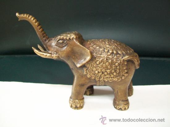 Arte: Elefante macizo de bronce. - Foto 1