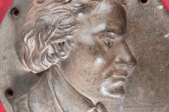 Arte: PLACA DE HIERRO FUNDIDO, BUSTO SE&Ntilde;OR - Foto 3