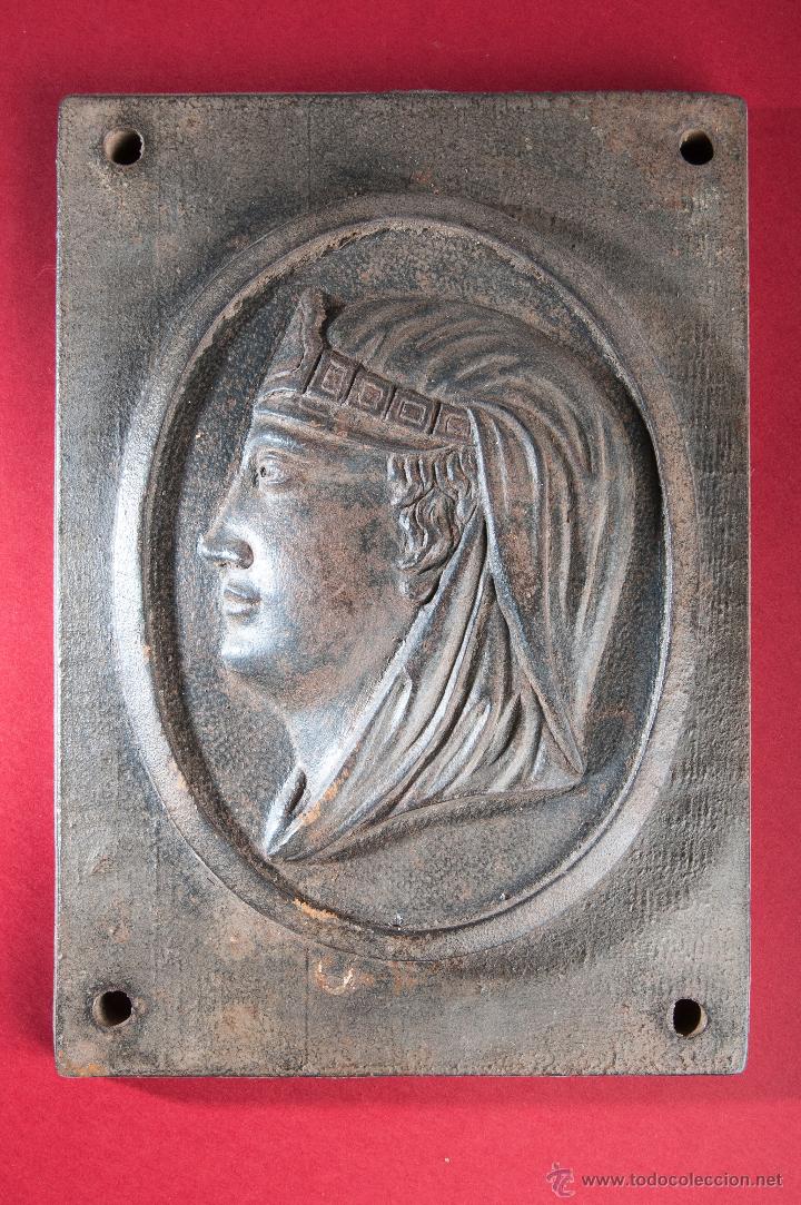 Arte: PLACA DE HIERRO FUNDIDO BUSTO MUJER - Foto 1