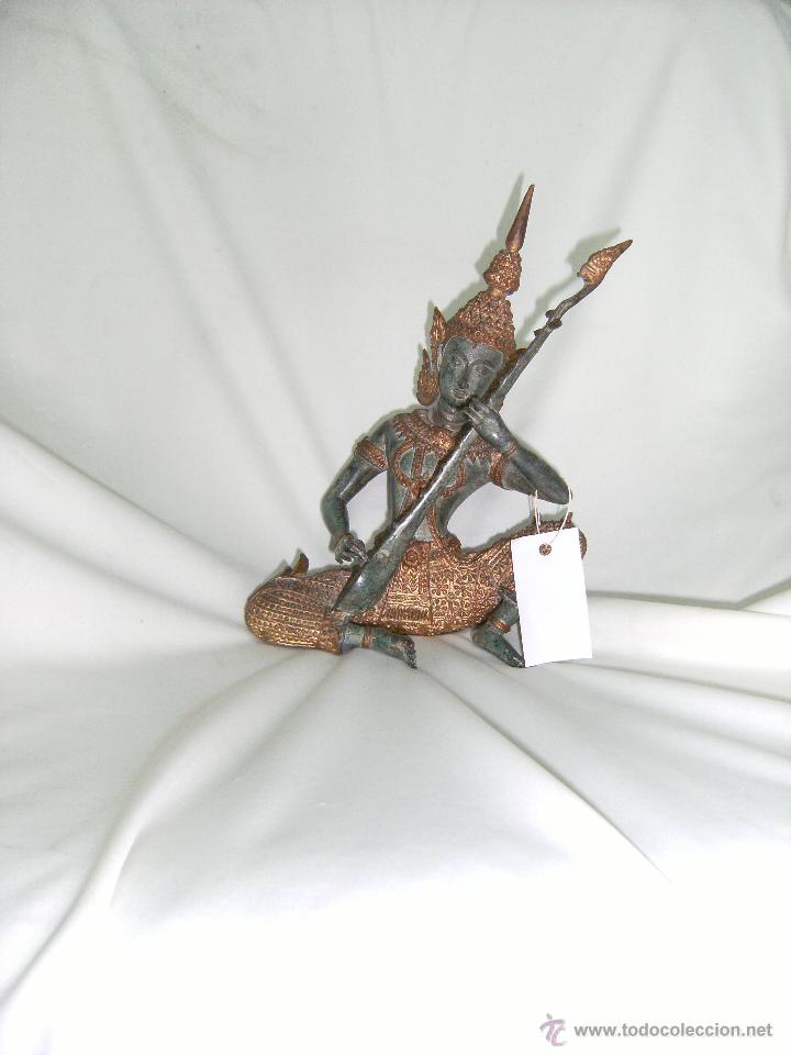 Arte: Musico tailandes de bronze - Foto 1