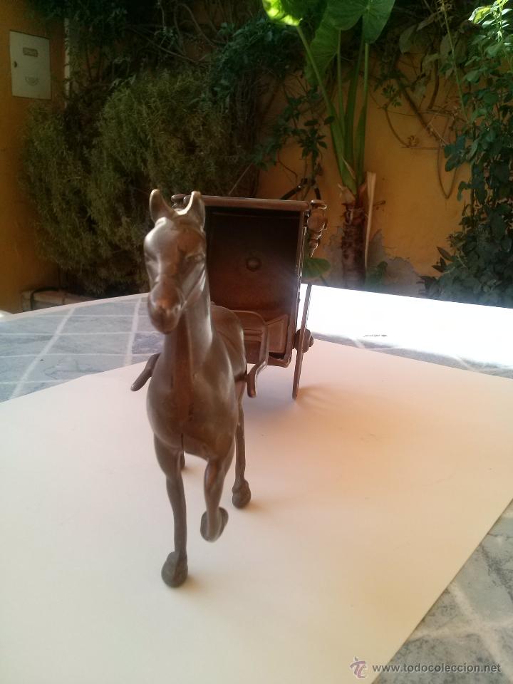 Arte: CABALLO Y CARRUAJE REALIZADO EN BRONCE - Foto 2