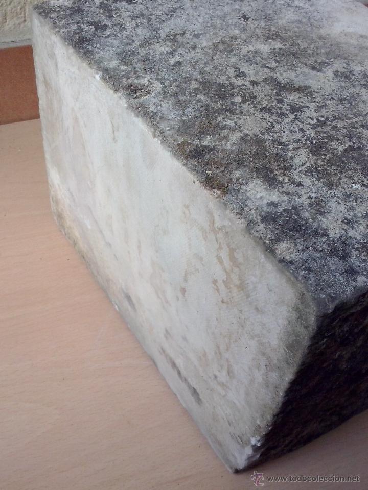 Arte: antiguo capitel o base de marmol - Foto 4