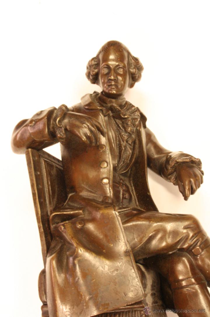 Arte: Caballero sentado. Noble bronce. - Foto 6