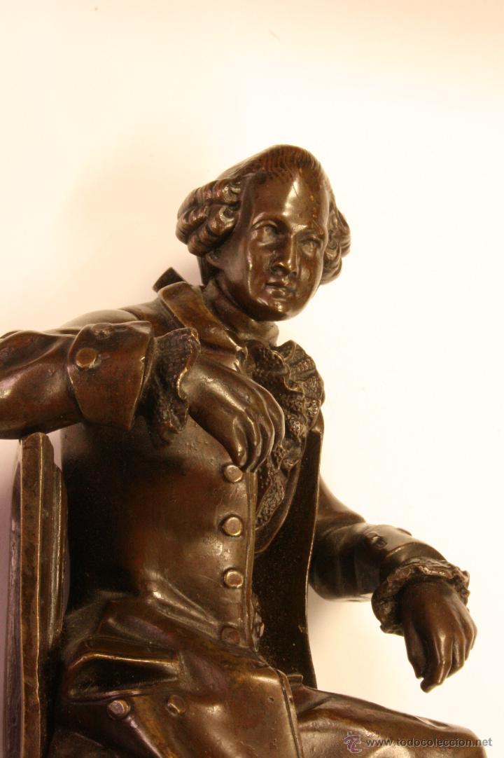 Arte: Caballero sentado. Noble bronce. - Foto 7