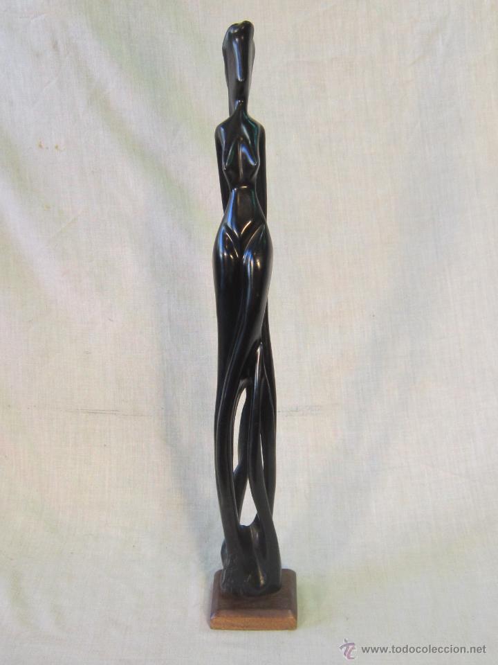 Arte: FIGURA DE MUJER TALLADA EN MADERA - Foto 4