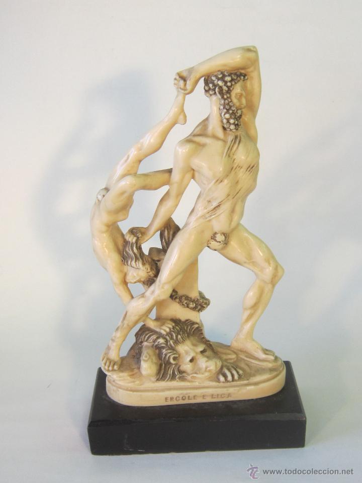 Arte: FIGURA DE HERCOLE E LICA EN RESINA - Foto 1