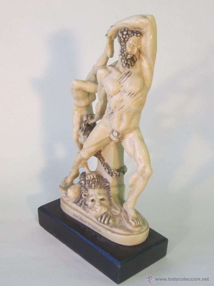 Arte: FIGURA DE HERCOLE E LICA EN RESINA - Foto 2