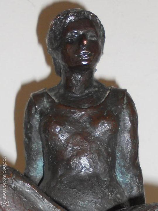 Mujer calipigia (Altura: 35 cm). Prueba en bronce patina…