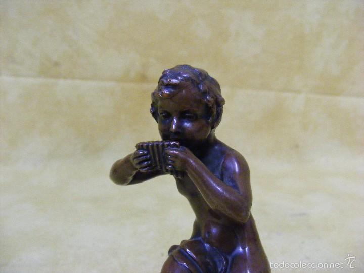 Arte: Ni&ntilde;o tocando instrumento - Foto 6