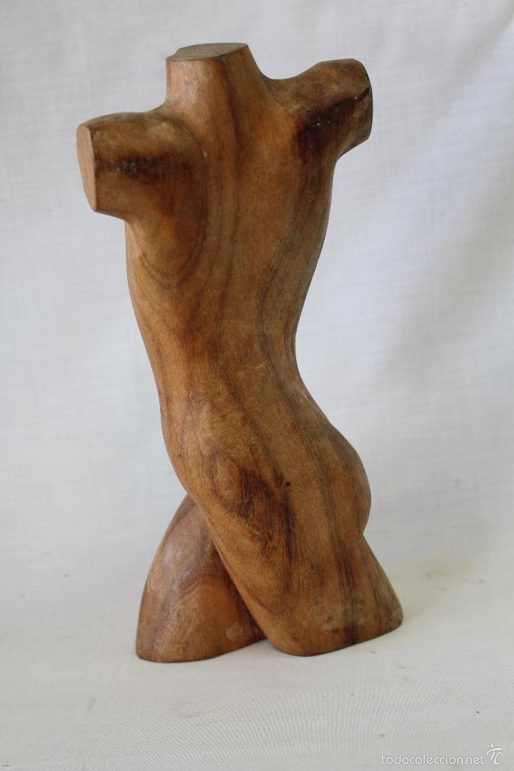 Arte: torso en madera tallada - Foto 2