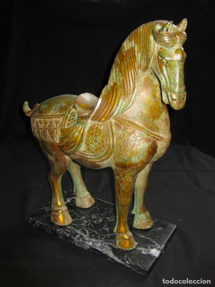 Arte: Maravilloso caballo de bronce - Foto 2