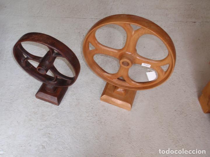 Arte: Rueda de madera de una pieza. - Foto 4