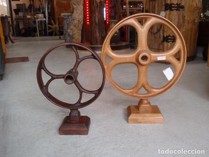 Arte: Rueda de madera de una pieza. - Foto 5