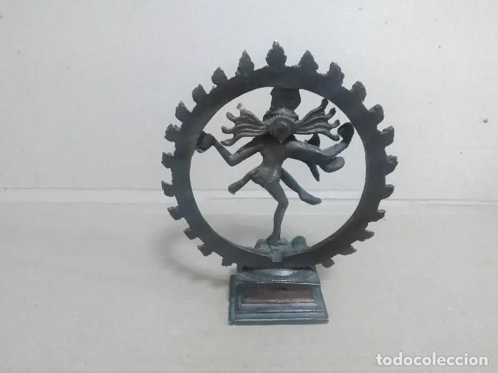 Arte: Escultura de bronce oriental - Foto 3