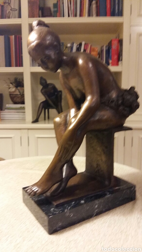 Arte: Bailarina sentada en bronce, Antonio campillo escultor murciano. 76