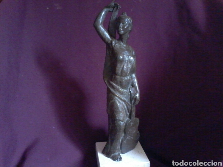 Arte: Figura de bronce - Foto 1