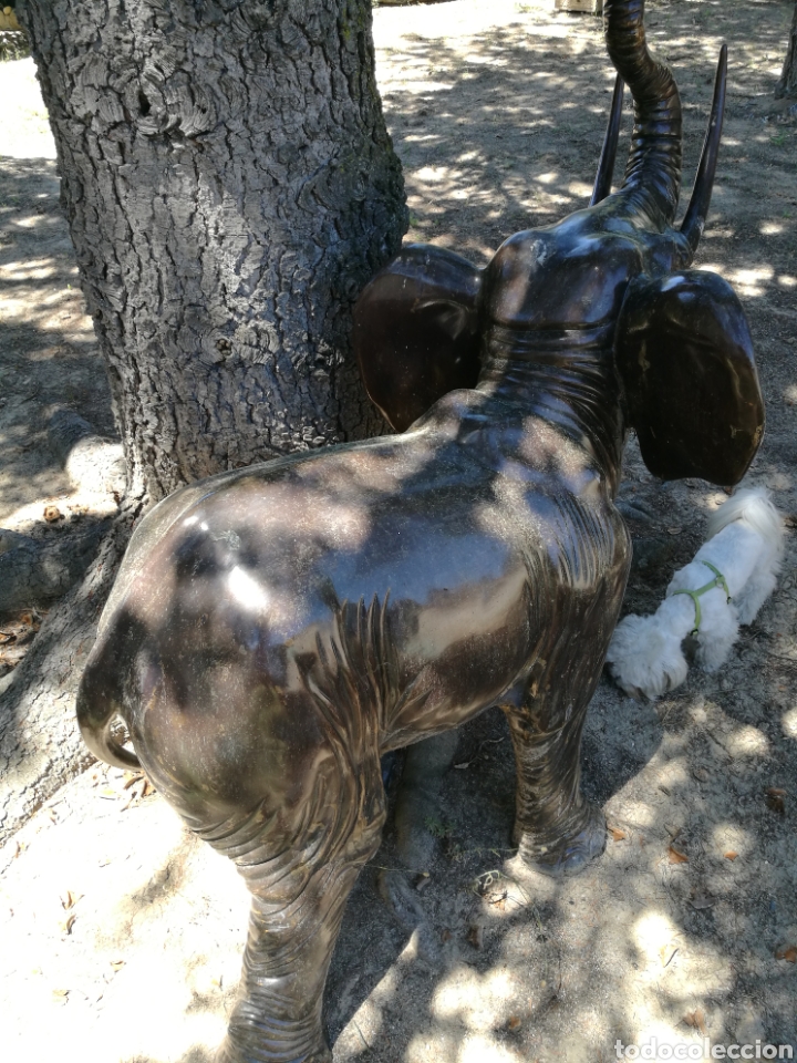 Arte: Elefante de bronce - Foto 4