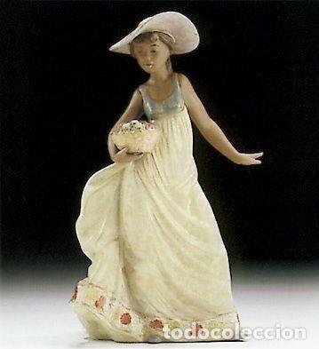 Arte: lladro con flores y brisa - Foto 1