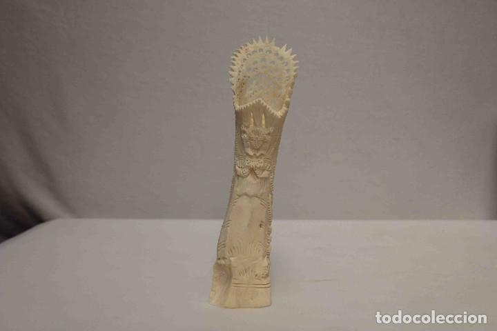 Arte: FIGURA TALLADA HUESO TIBIA - Foto 4