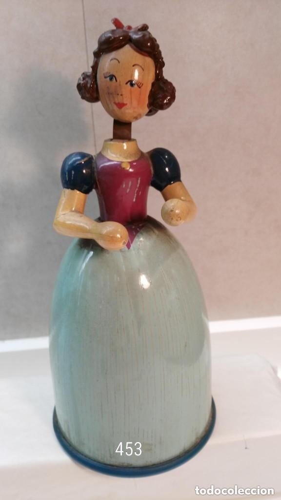 Arte: Mu&ntilde;eca en madera torneada, Monllor ? - Foto 1