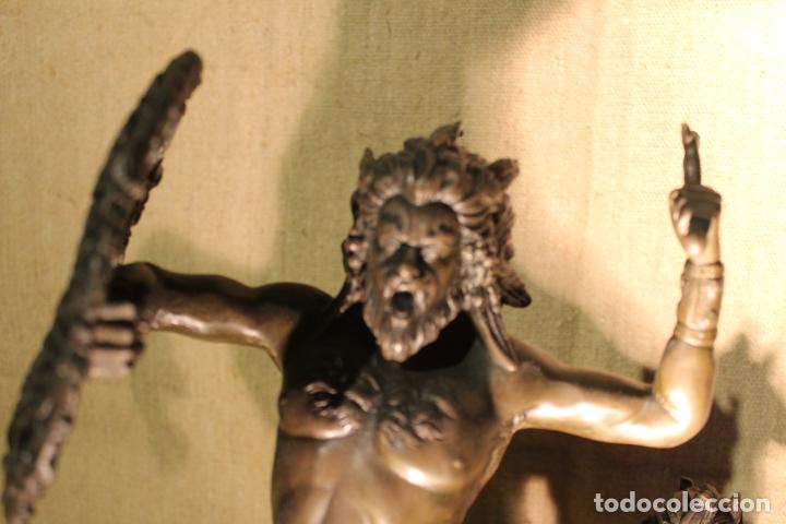 Arte: centauro con escudo y espada - Foto 4