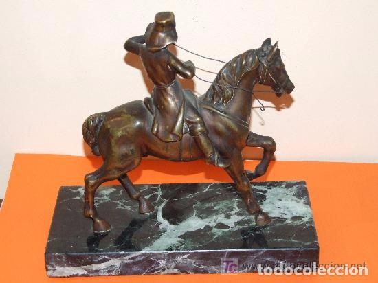 Arte: JINETE CON CABALLO EN BRONCE - Foto 3