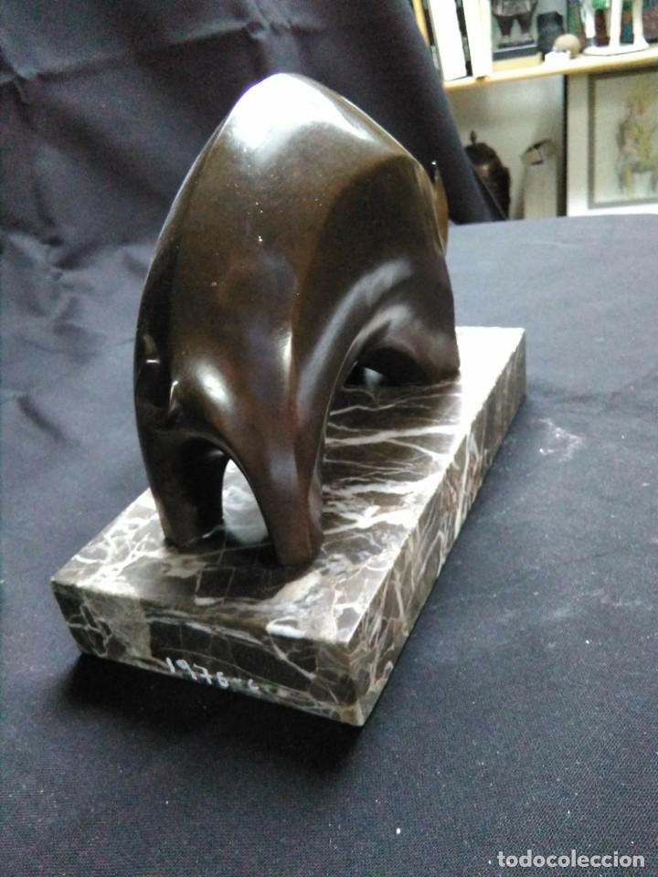 Arte: Rinoceronte de bronce - Foto 3