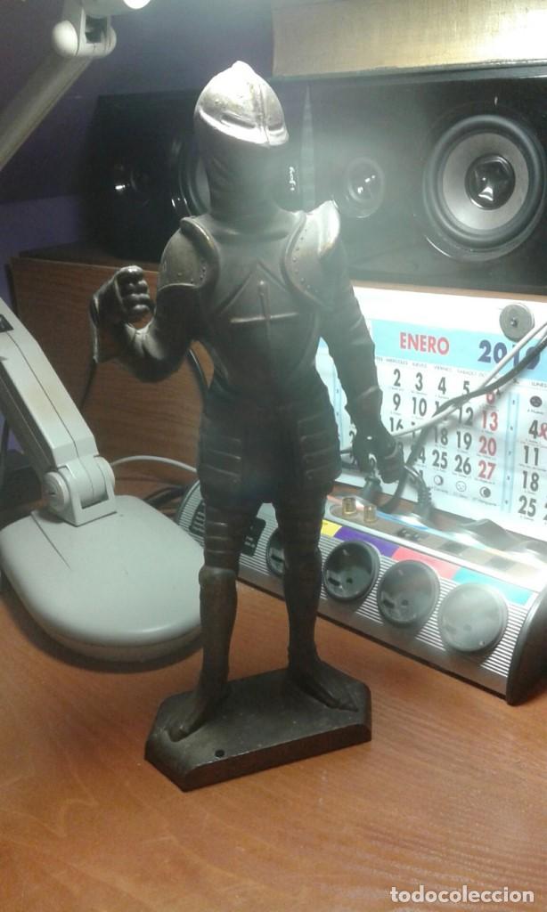 Arte: guerrero de bronce - Foto 1