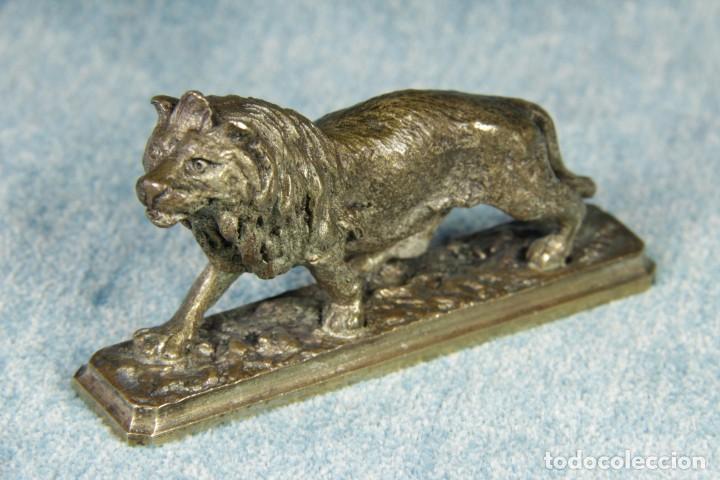 Arte: Bronce miniatura Lobo. Fratin - Foto 1