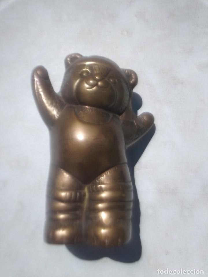 Arte: Oso mischa de las olimpiadas - Foto 1