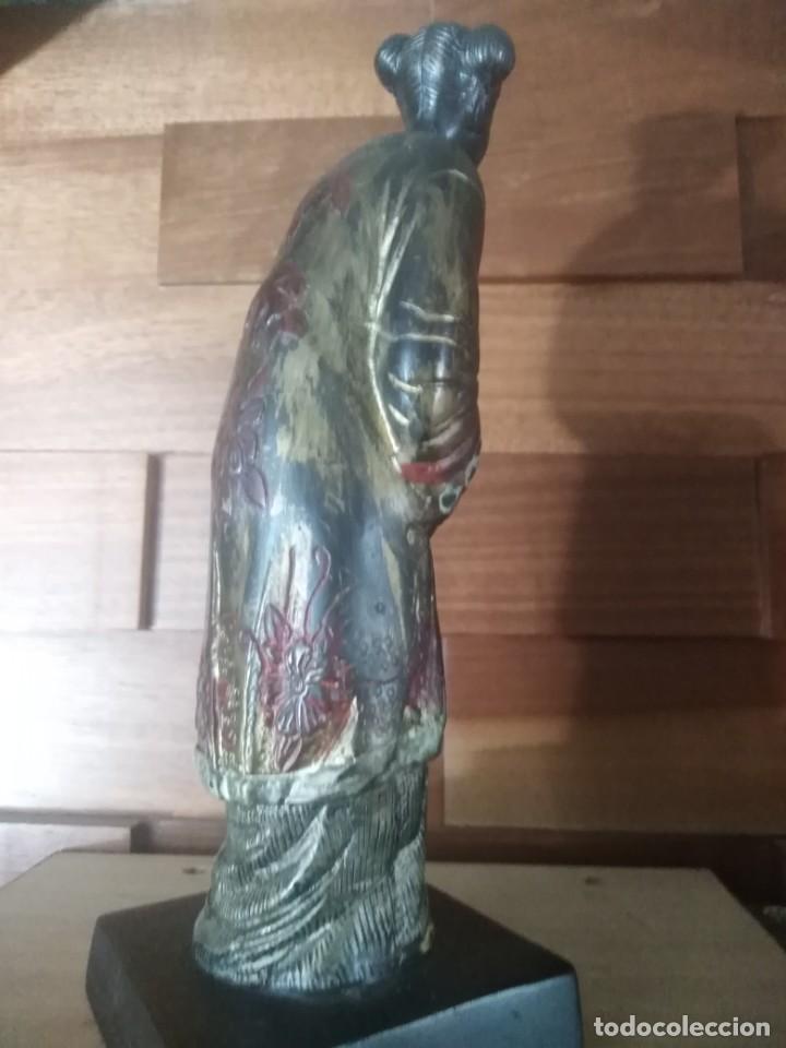 Arte: Geisha de bronce policromada. - Foto 7