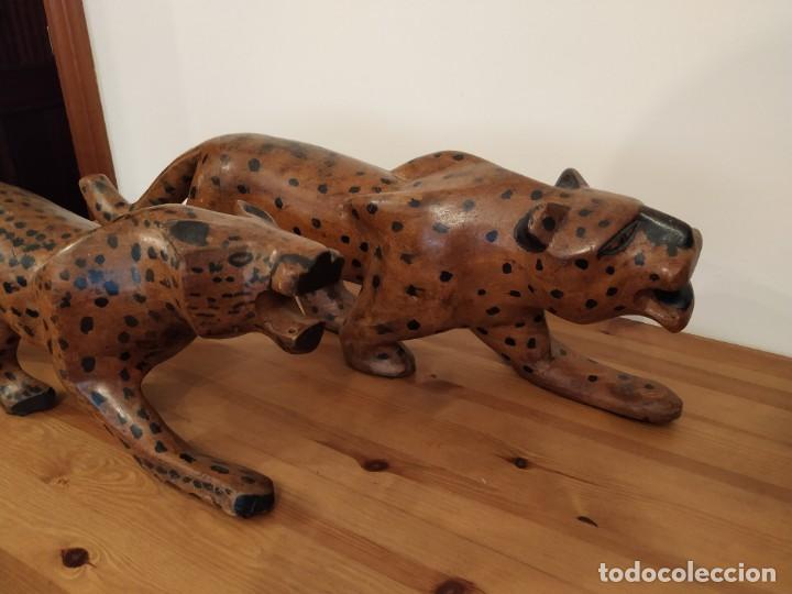 Arte: PAREJA LEOPARDOS GUEPARDOS EN MADERA - Foto 2