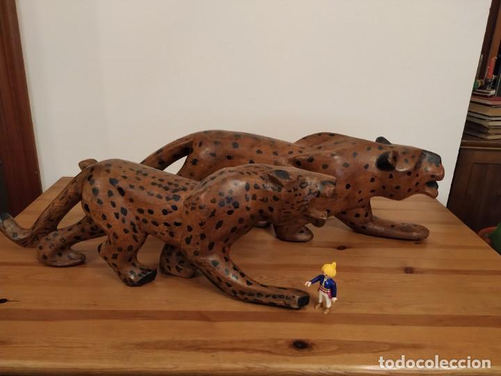 Arte: PAREJA LEOPARDOS GUEPARDOS EN MADERA - Foto 1