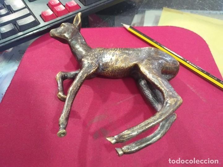 Arte: bronce cervatillo figura - Foto 1