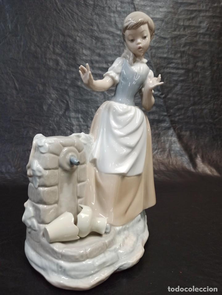 Arte: Escultura de porcelana joven en fuente. Nao. L-1 - Foto 1 - 217187695