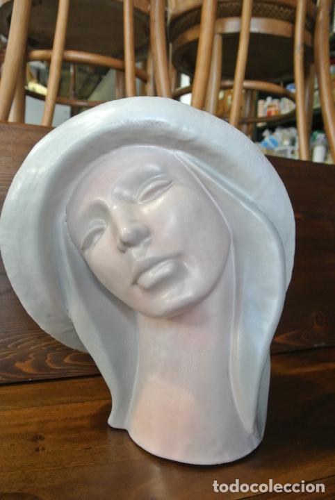 Arte: Busto, rostro de mujer. Cer&aacute;mica tipo gres - Foto 12